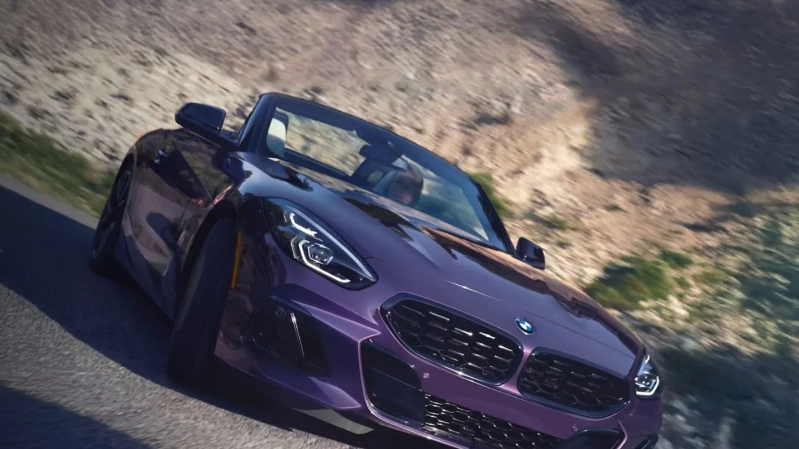 BMW Z4 rodsteri ishlab chiqarishdan olindi