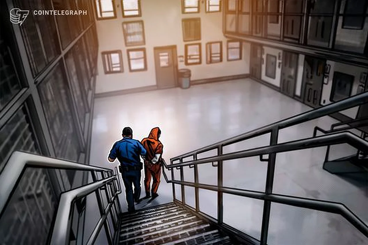 Селсиус собиқ раҳбари фирибгарлик иши бўйича озодликка чиқди