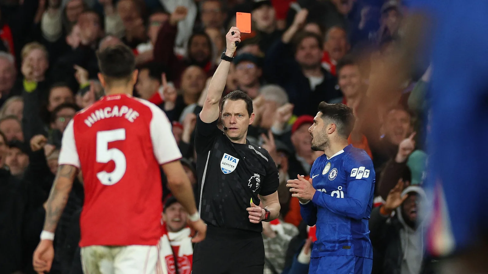 Chelsea mocks Arsenal after Champions League defeat