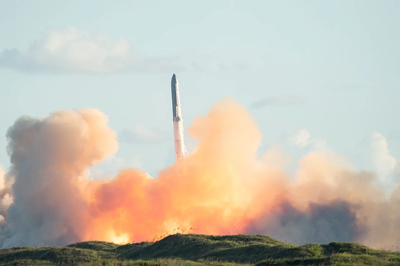 FAA SpaceX kompaniyasiga Starship V3 nosozligini tekshirishni buyurdi