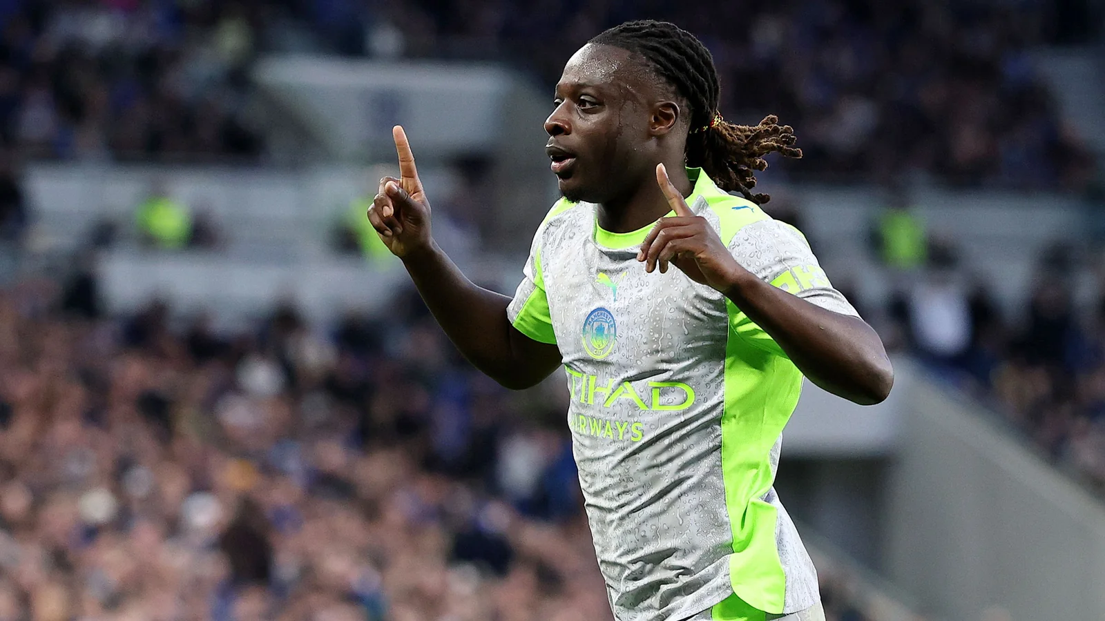 Jeremy Doku: Manchester Siti chempionlik poygasidan chiqib ketgani yoʻq