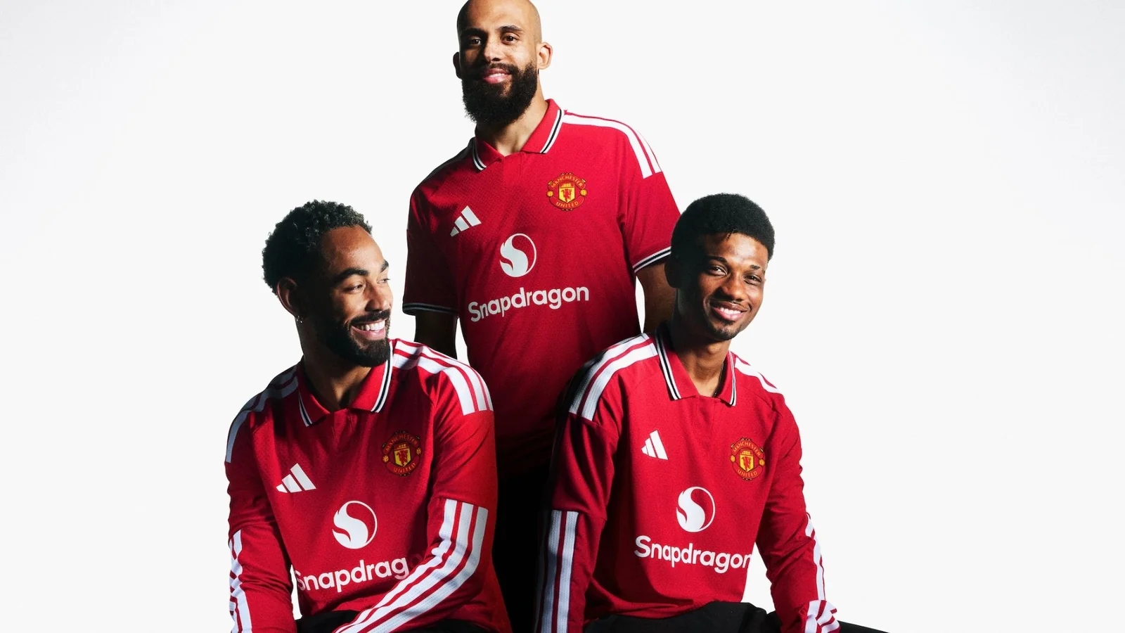 Manchester Yunaytedning 2026-27 yilgi mavsum uchun yangi liboslari