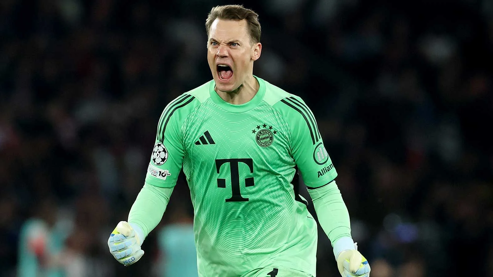 Manuel Neuer extends contract with Bayern Munich