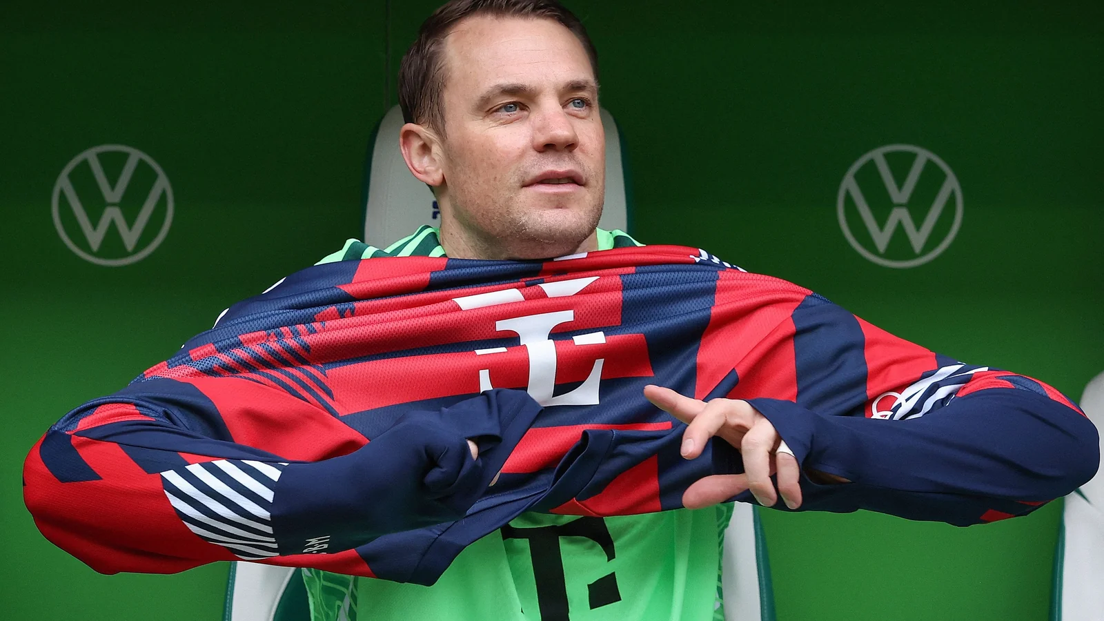 Manuel Neuer Bayern-men келісімшартты ұзартуда ерекше әдіс қолданды