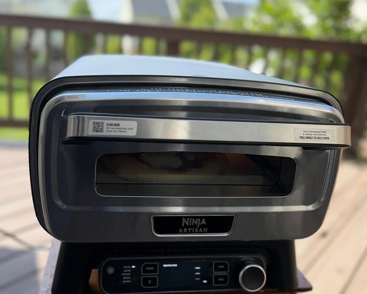 Ninja Artisan: The oven that enriches summer nights with delicious pizzas