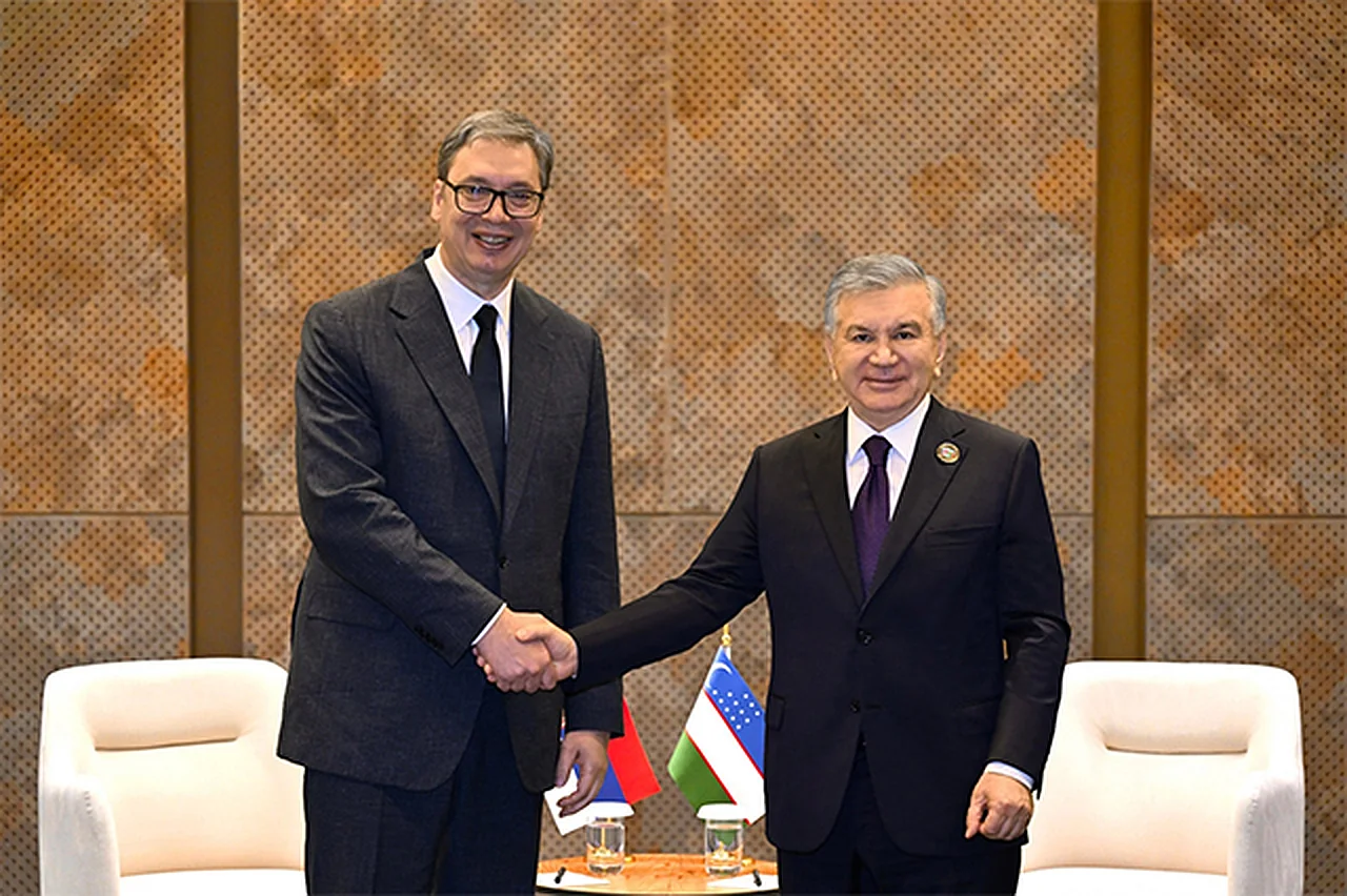 Los presidentes de Uzbekistán y Serbia se reunieron en Bakú