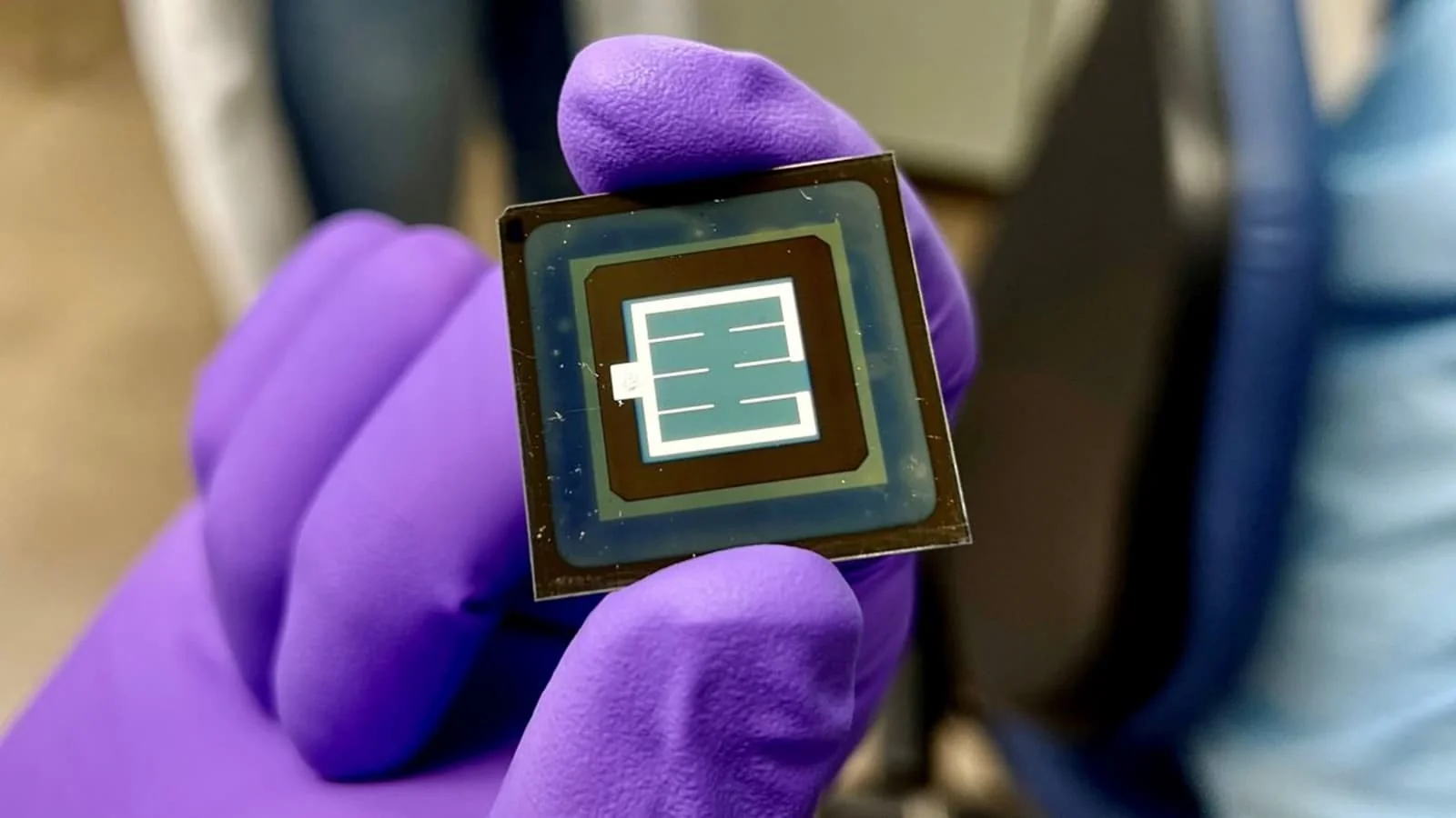 Solarpaneele in 10 Minuten herstellen: Physiker entdecken neue Methode
