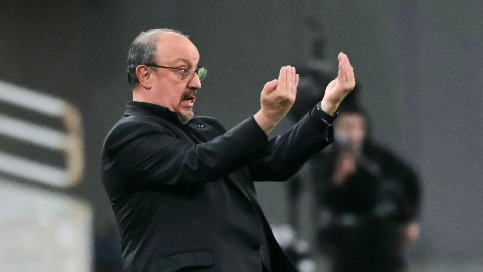 Rafa Benitez se declara listo para dirigir a la selección de Italia