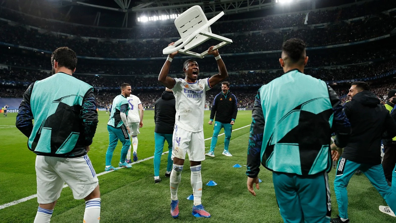 Real Madrid fans bid tearful farewell to Alaba and Carvajal