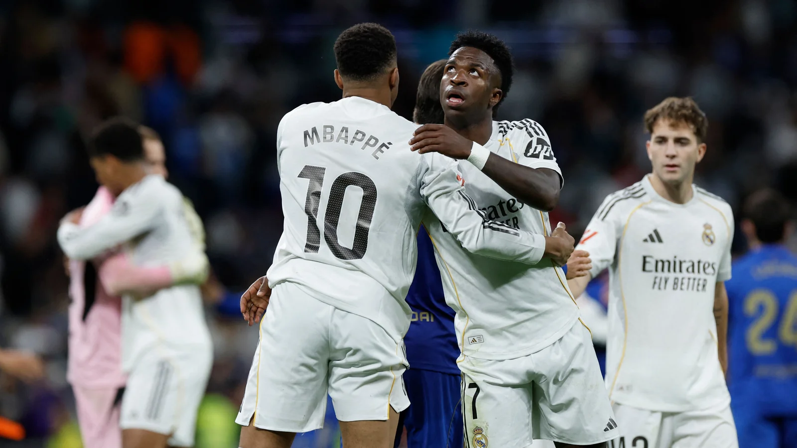 Real Madrid fans whistle at their stars