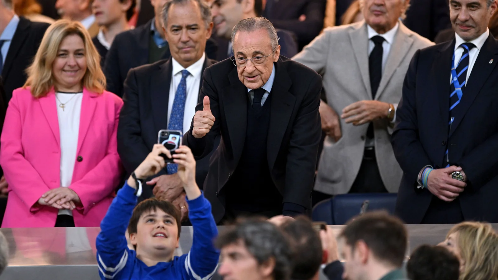 Tensions rise between Real Madrid fans and Florentino Perez
