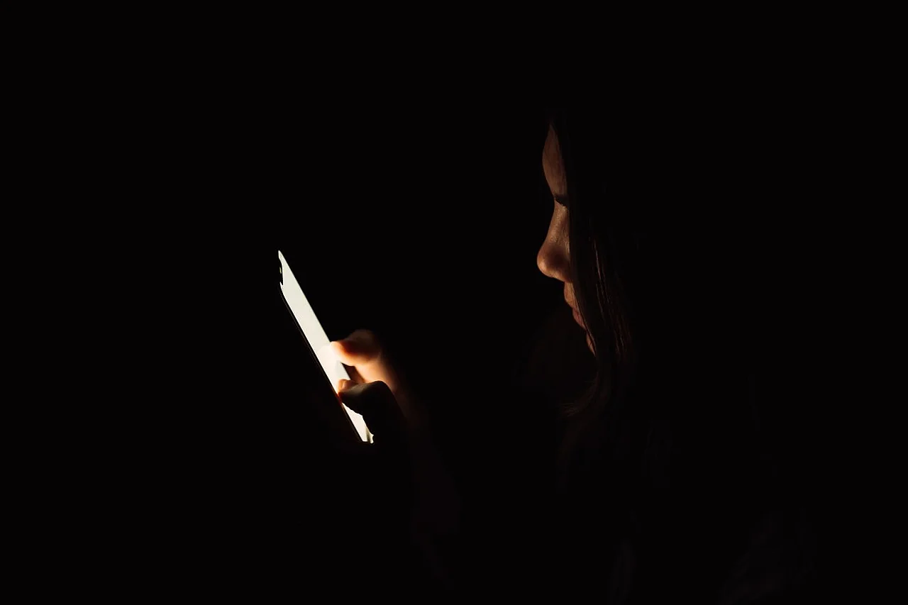 Smartfon va ilovalardagi maxsus funksiyalar sizni josuslik dasturlaridan himoya qiladi
