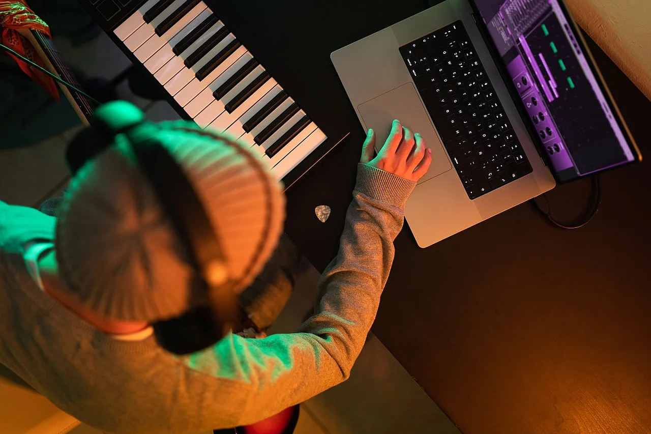 Stability AI présente un nouveau modèle capable de créer des chansons de six minutes