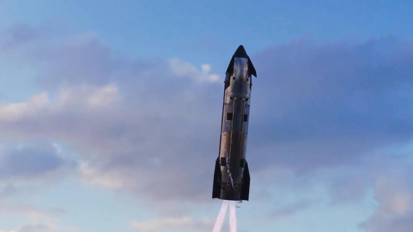 Starship битта двигателда сувга қўнди: SpaceX янги видеони тақдим этди