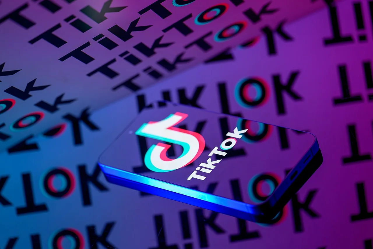 TikTok now allows booking travel directly within the app