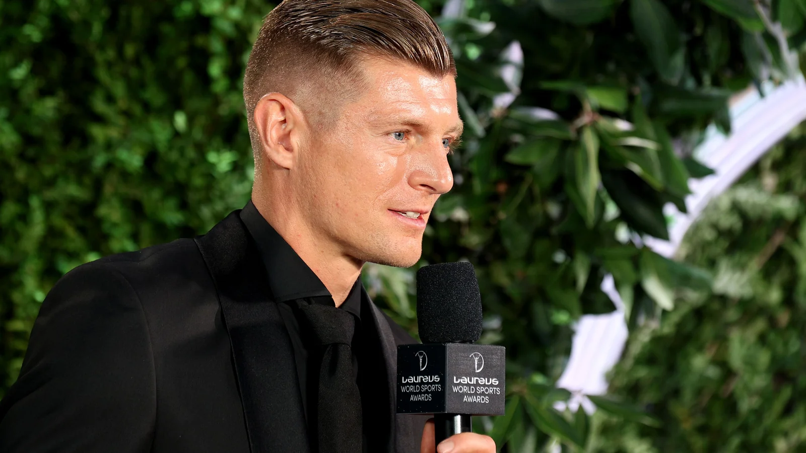 Toni Kroos aconseja a la directiva del Bayern sobre el caso Konrad Laimer