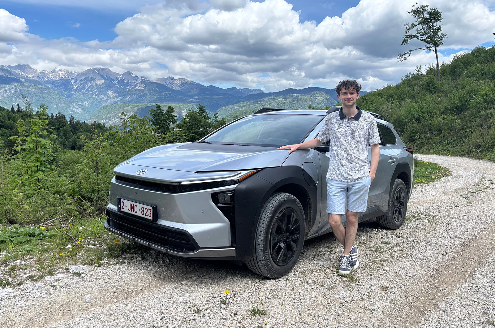 Toyota bZ4X Touring : u'ziga xos dizayn va yo'ldan tashqari imkoniyatlar