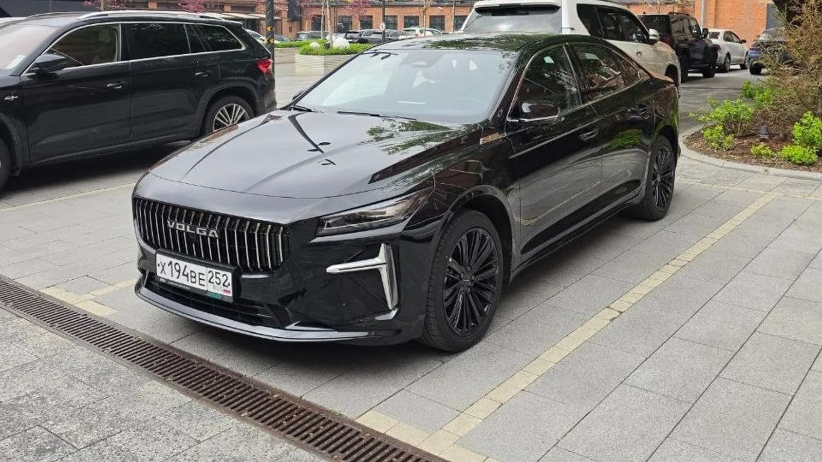 Toyota Camry Rivale: Erste Bilder der Limousine Volga C50 veröffentlicht