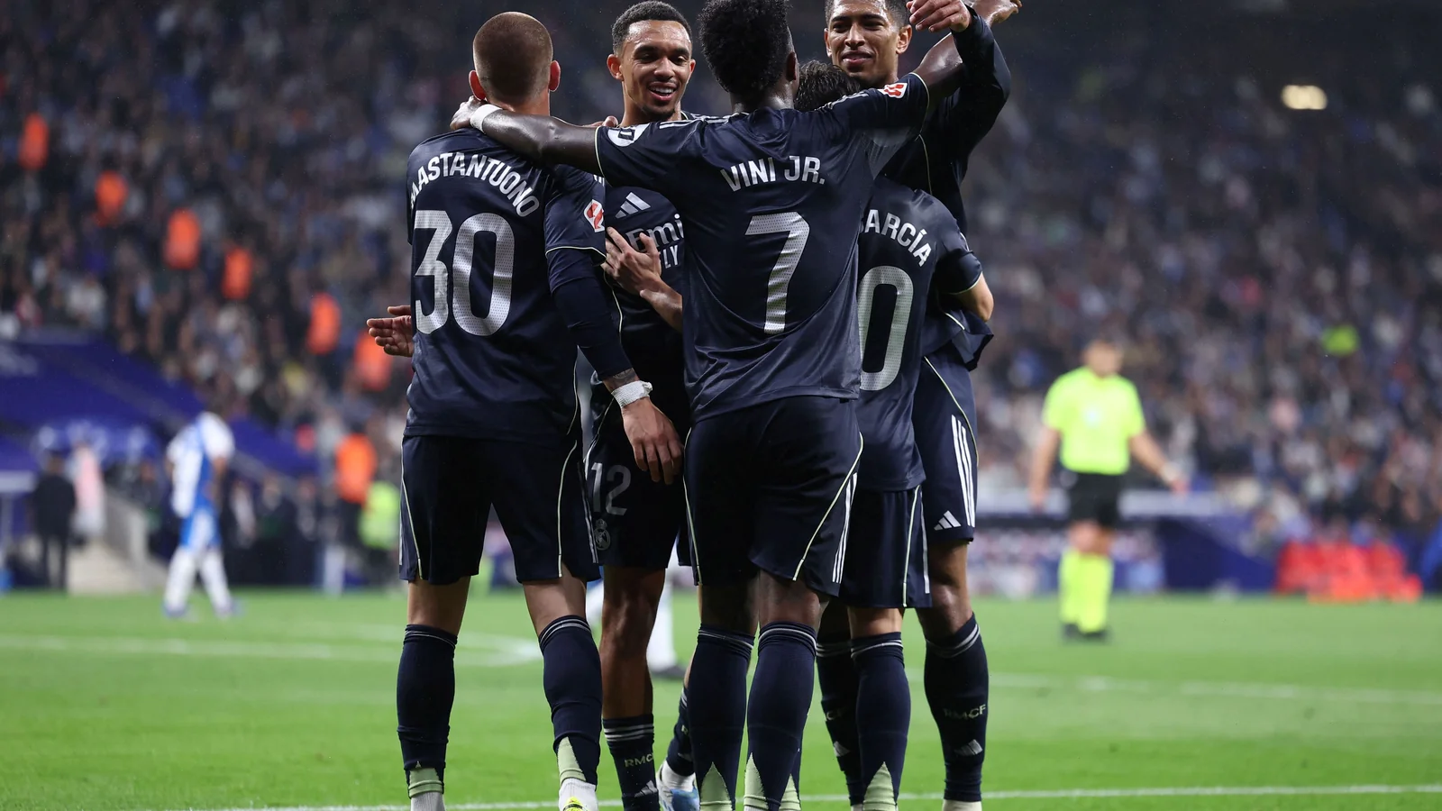 Vinicius Junior deyarli Barselona futbolchisiga aylanishi mumkin edi