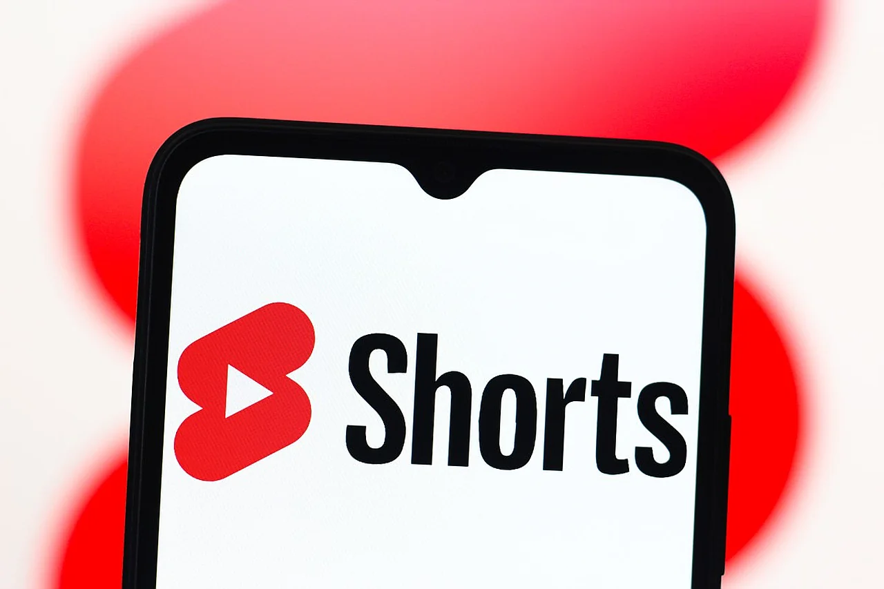 YouTube Shorts viewers spend 2 billion hours per month on TV