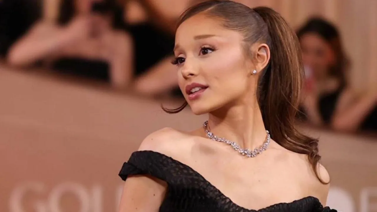 Ariana Grande demands White House stop using her music