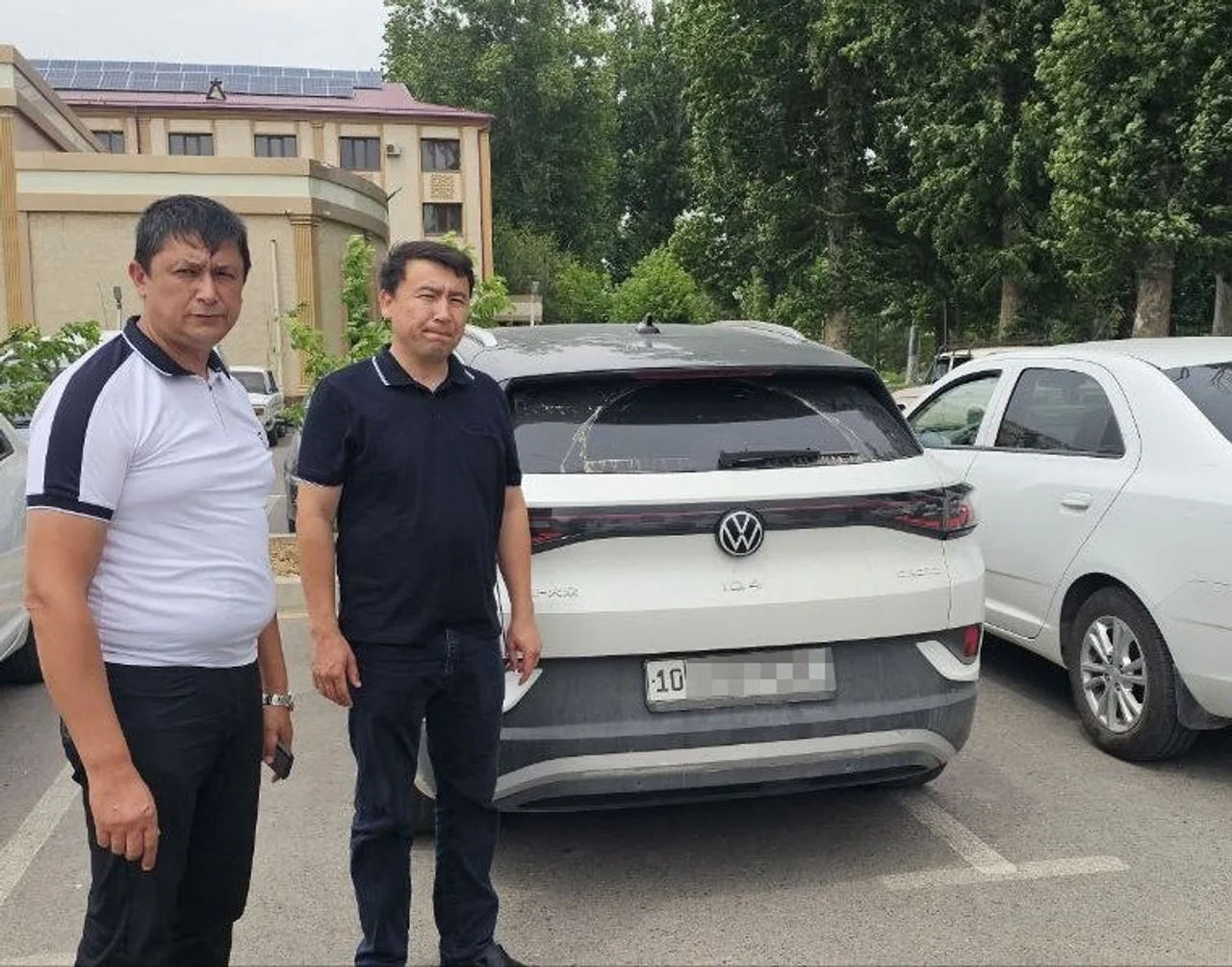 Qarzdorlik evaziga “Volkswagen” xatlandi