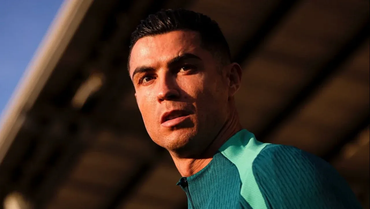 Ronaldo Sets Unprecedented Financial Record in Sports History