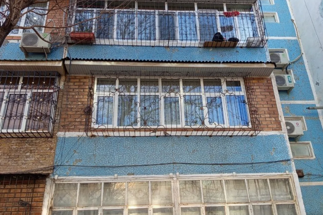 Қарзга эътиборсизлик сабабли, уй аукцион савдосига чиқарилди