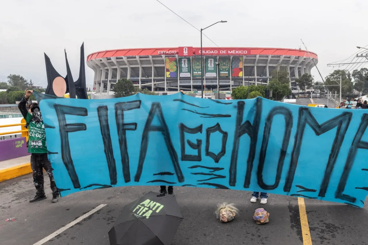 Massenproteste in Mexiko vor der Eröffnung der WM 2026
