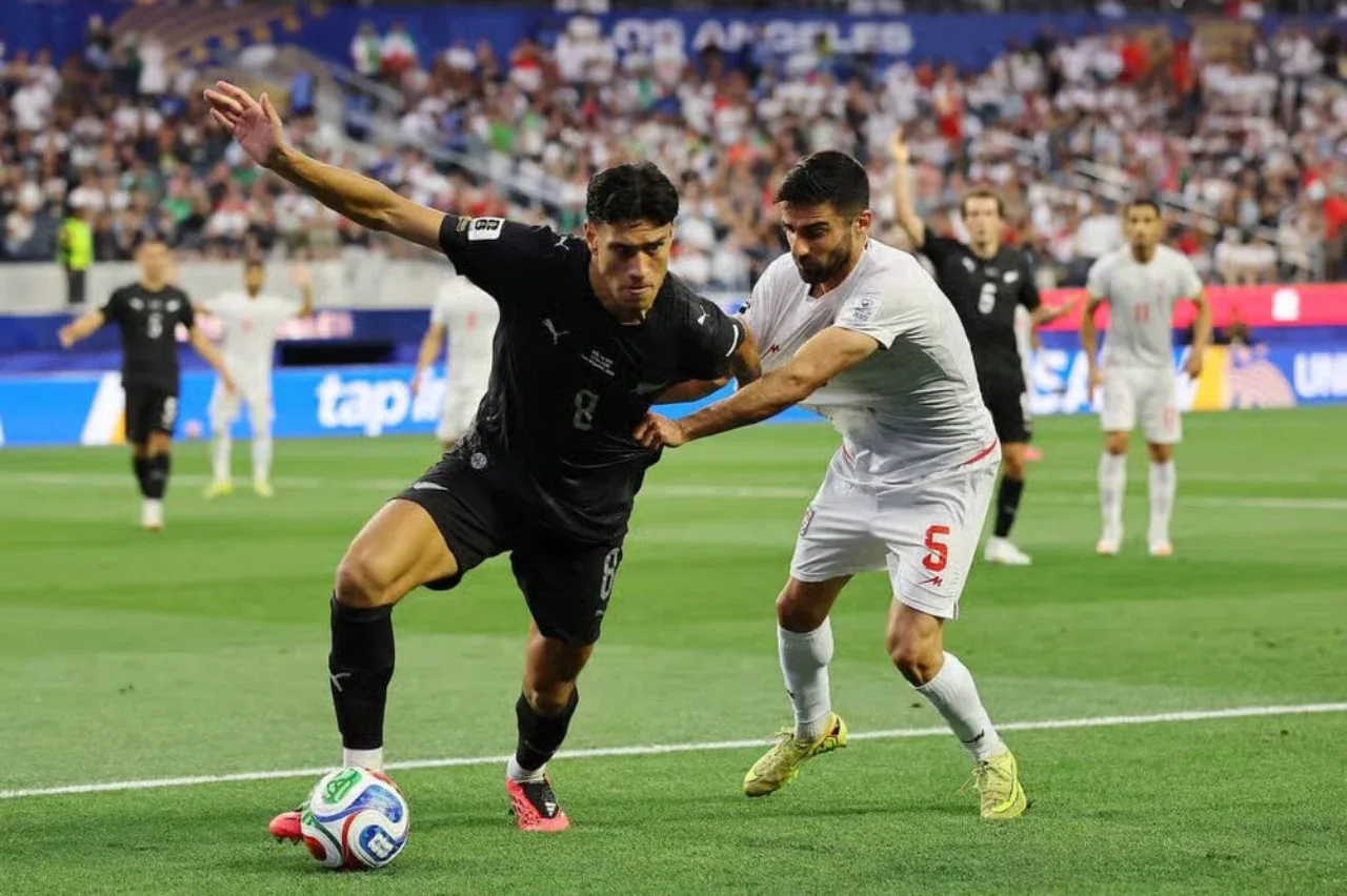 Empate luchado entre Irán y Nueva Zelanda