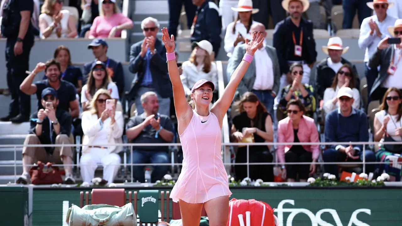 Mirra Andreïeva remporte le titre de Roland-Garros 2026 !