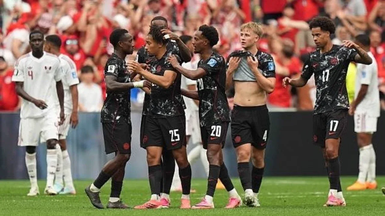Canadá derrota a Qatar 6-0 y asegura su pase a la fase eliminatoria