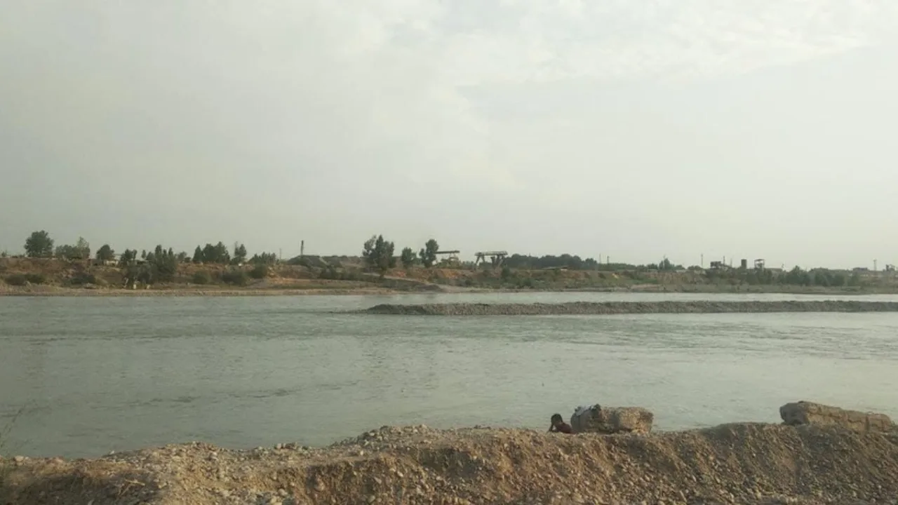 В Сурхандарье трое подростков утонули из-за сильного течения во время купания
