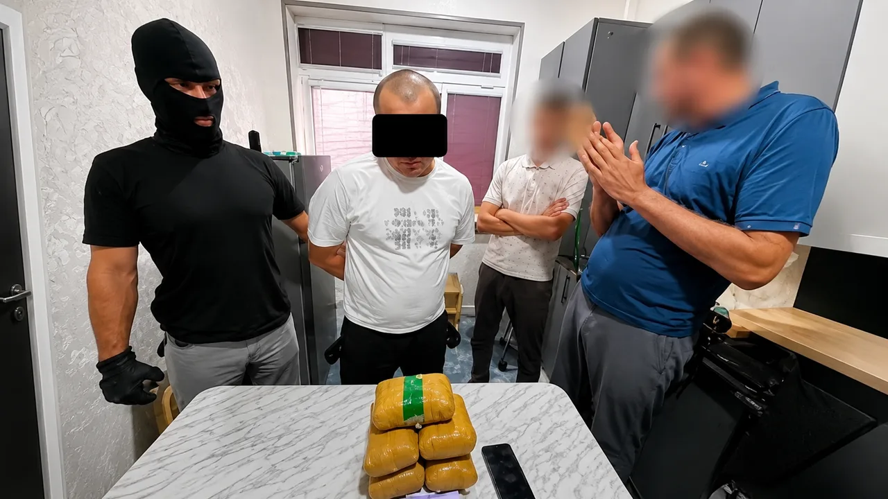 Тезкор операция: 5 кг гиёҳванд моддаларни яшириб келган шахс ушланди
