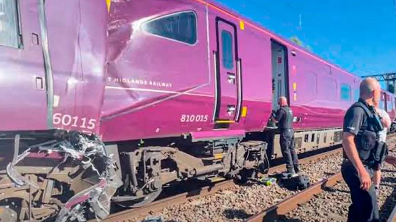 Two passenger trains collide near London