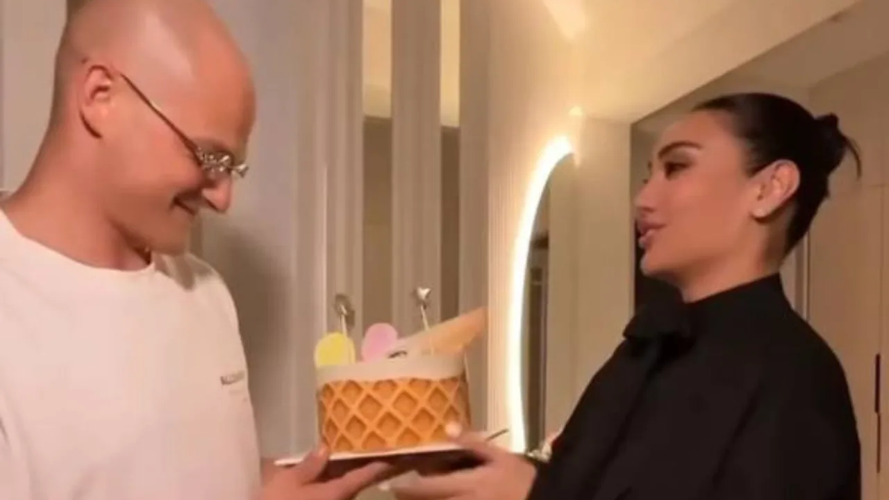 Munisa Rizayeva erini tug‘ilgan kuni uchun tayyorlagan syurprizi diqqat markazida (video)