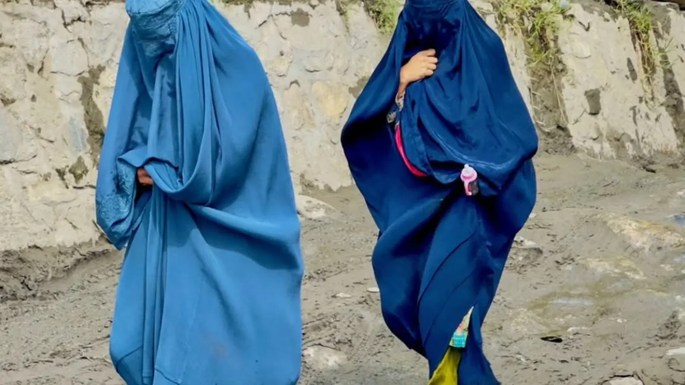 New strict restrictions for women introduced in Afghanistan