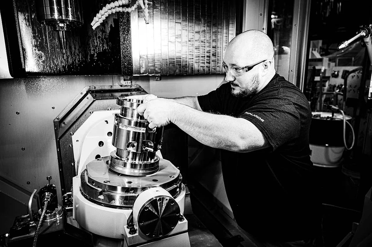 Avalanche creates a desktop-sized fusion reactor