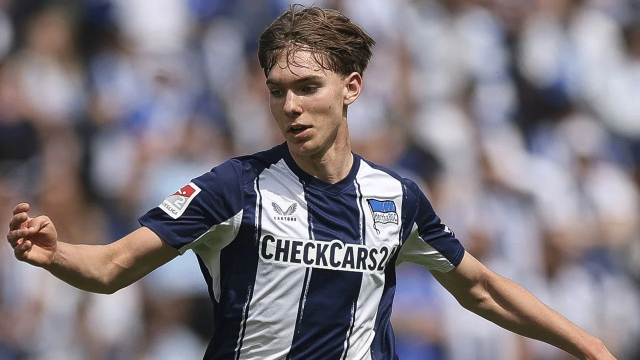 Bayer Leverkusen seals Kennet Eichhorn transfer