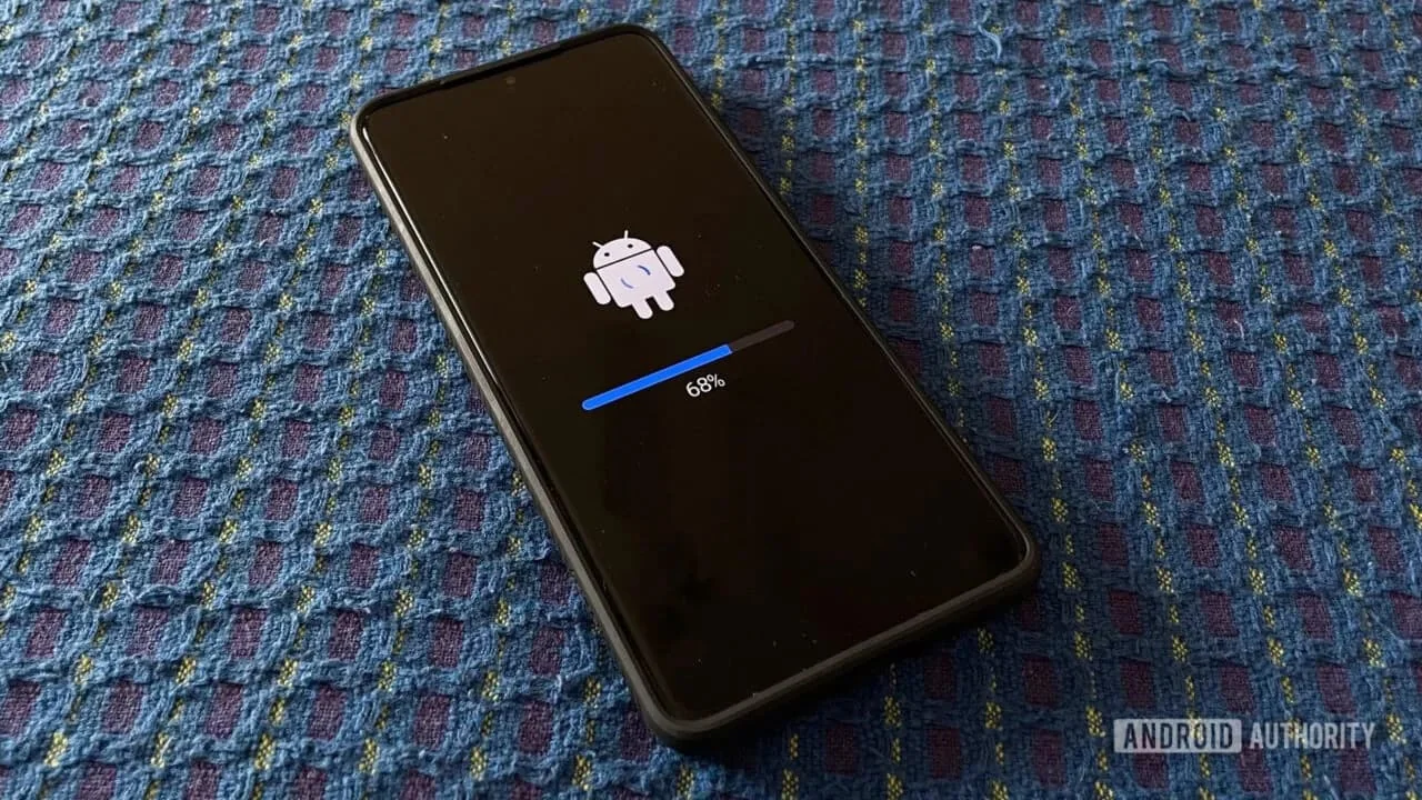 Google ve Samsung İş Birliği: Galaxy Akıllı Telefonlar İçin Önemli Sistem Güncellemeleri Yayınlandı