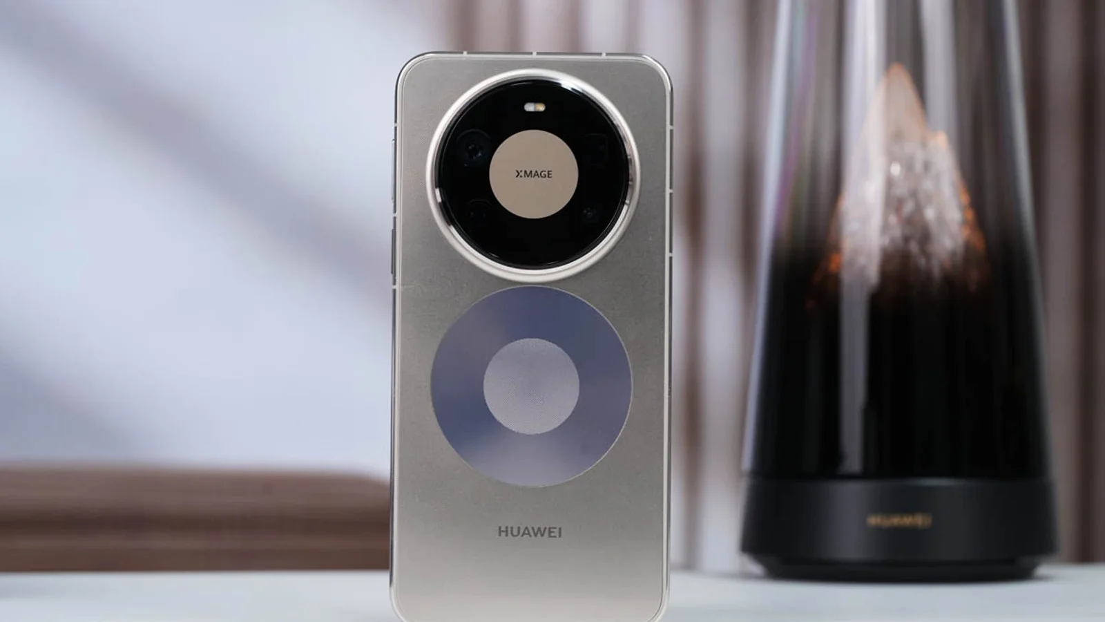 Huawei Mate 90: El primer smartphone que supera los límites de la Ley de Moore