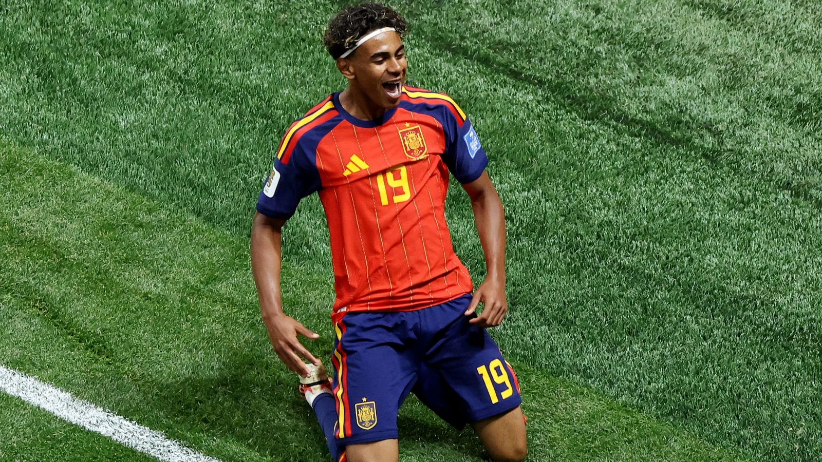 Lamine Yamal marque son premier but en Coupe du Monde : l'Espagne écrase l'Arabie Saoudite