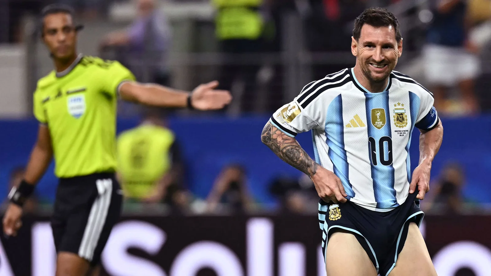 Lionel Messi furious after missed penalty: Argentina captain sets record