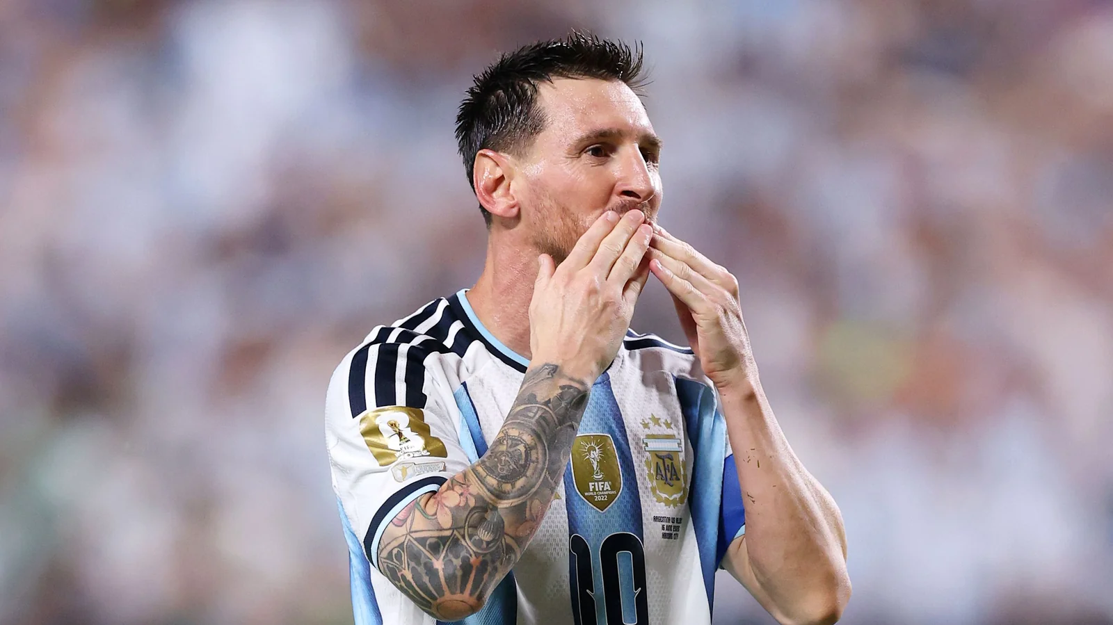 Lionel Messi doesn't think about records: Rodrigo De Paul praises captain's selflessness