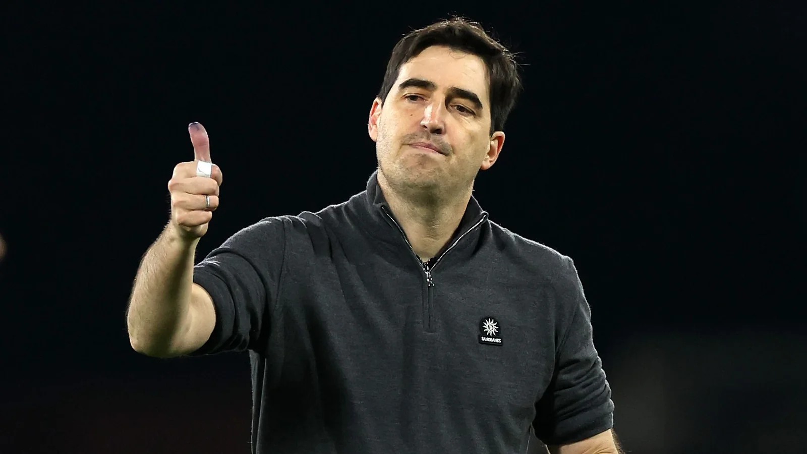 Une nouvelle ère à Liverpool : Andoni Iraola forme son staff technique