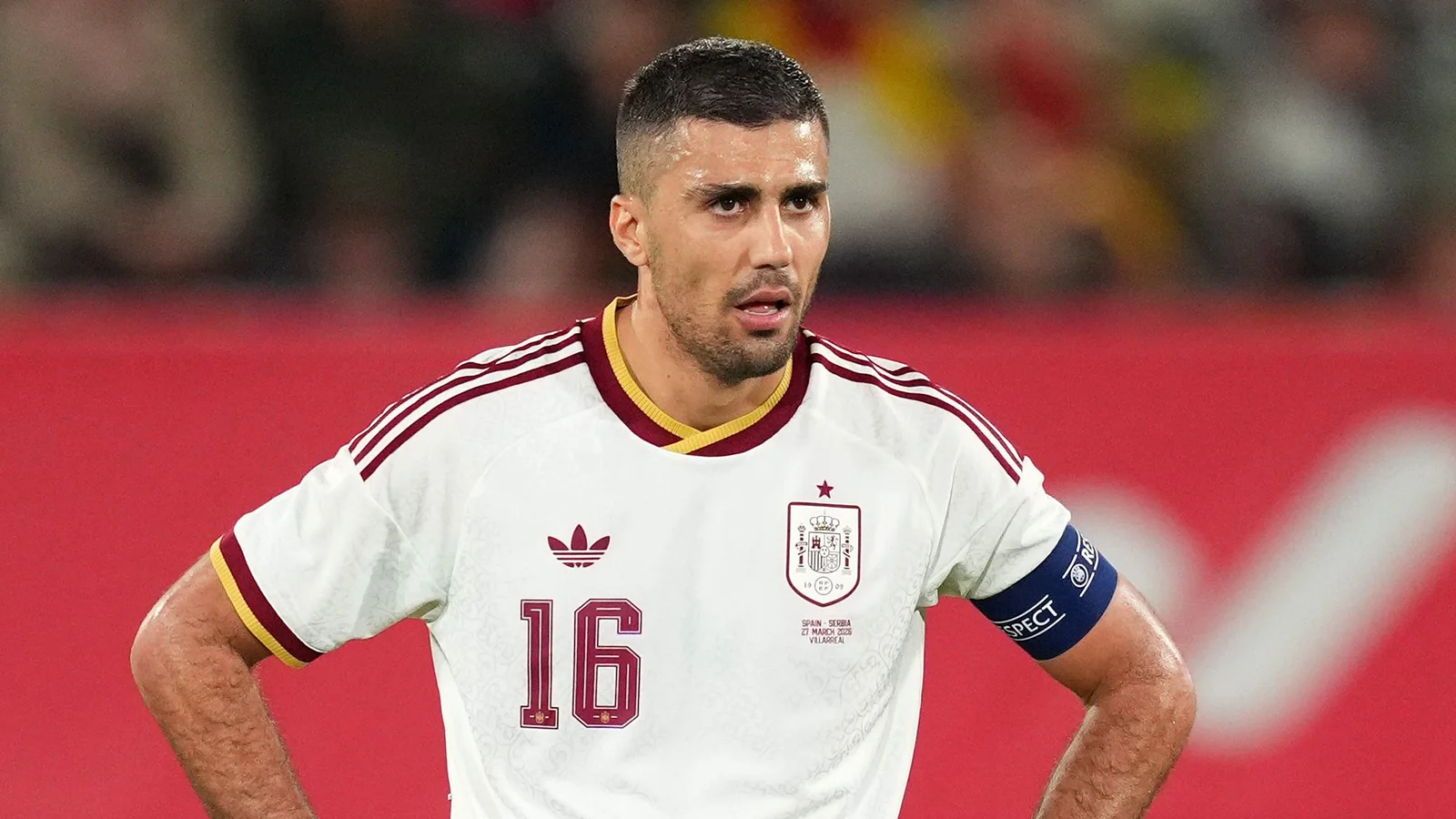 Luis de la Fuente Rodri haqidagi tanqidlarga javob qaytardi: U dunyoning eng yaxshi futbolchisi
