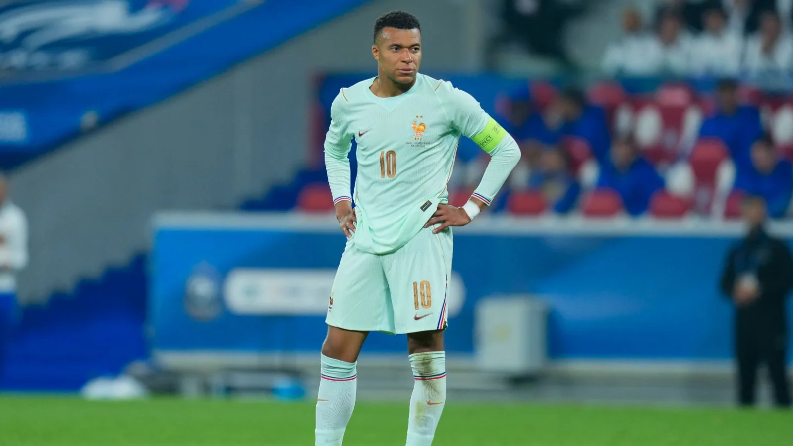 Mbappe golsiz seriya haqida hazillashdi: Olise esa xet-trik qayd etdi