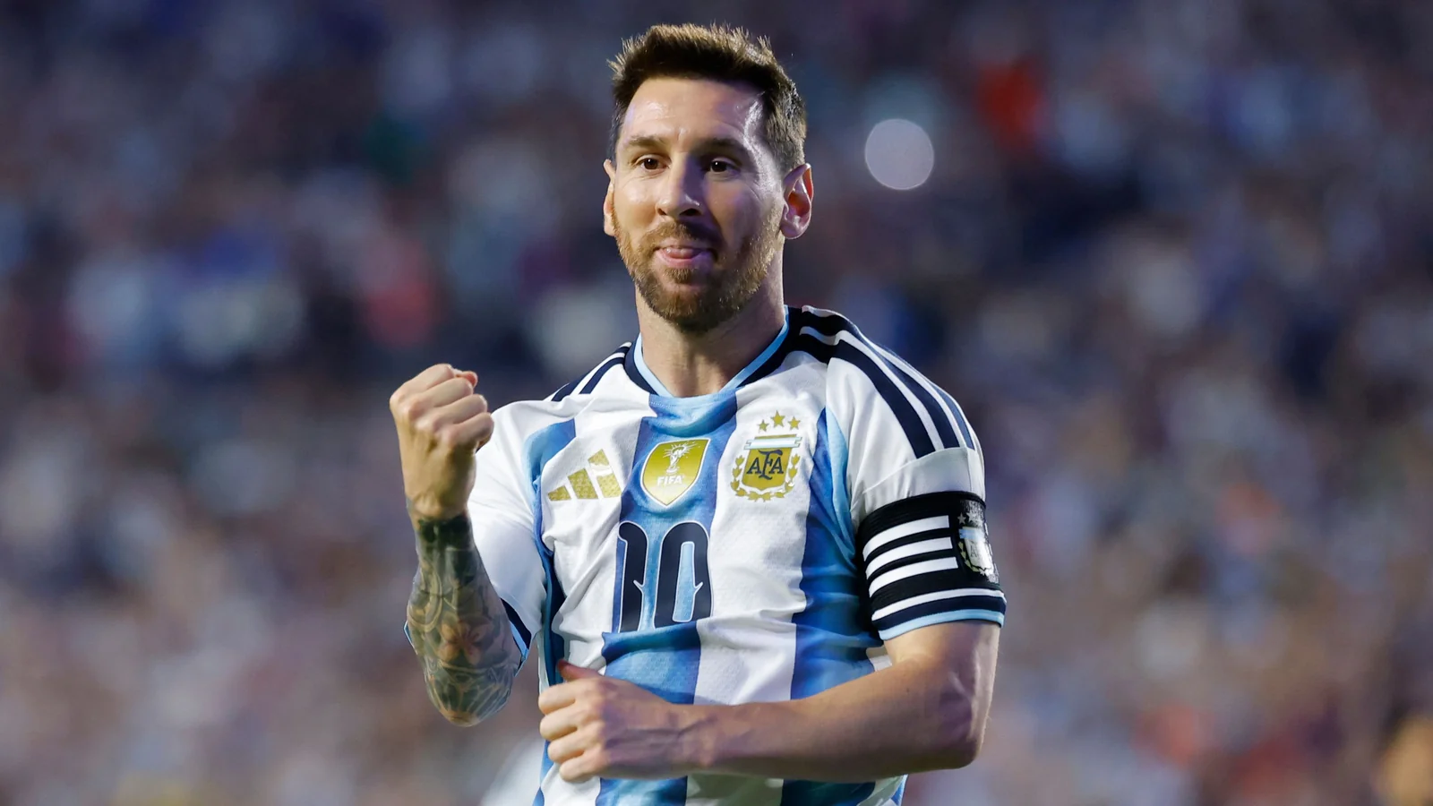 Miroslav Klose would not mind Lionel Messi breaking his record