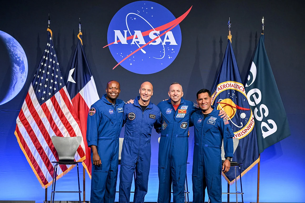 NASA faces criticism over lack of women in Artemis III crew