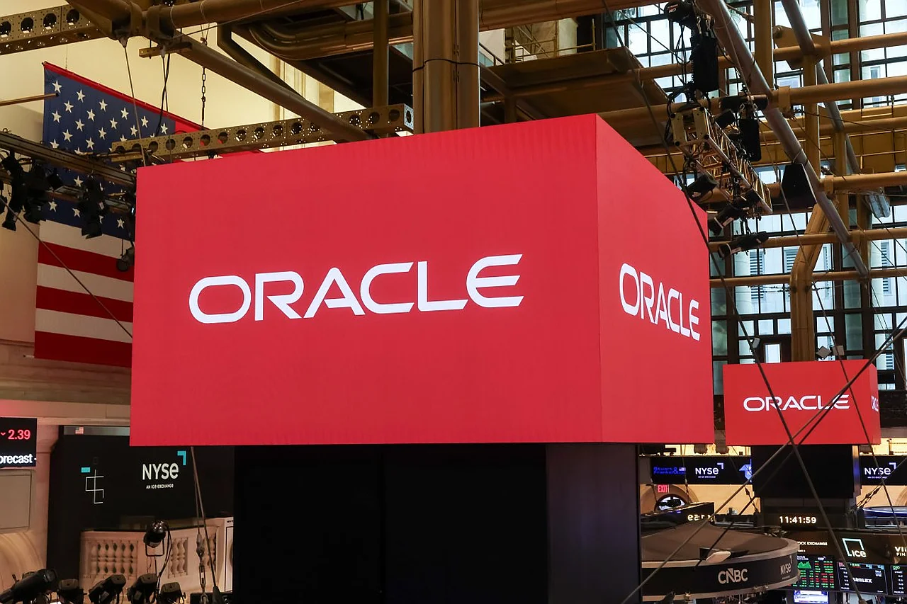 Oracle warns of dangerous vulnerability affecting over 100 companies